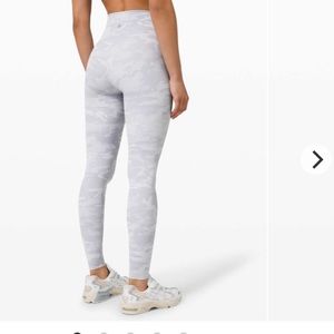 Wunder Under White Camo Luxtreme